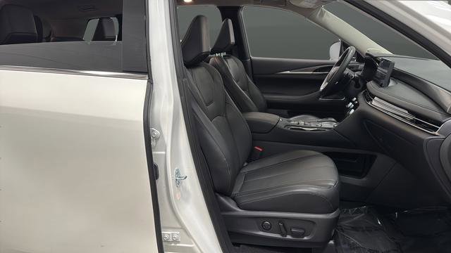 Used 2025 INFINITI QX60 Luxe AWD/4WD image 23