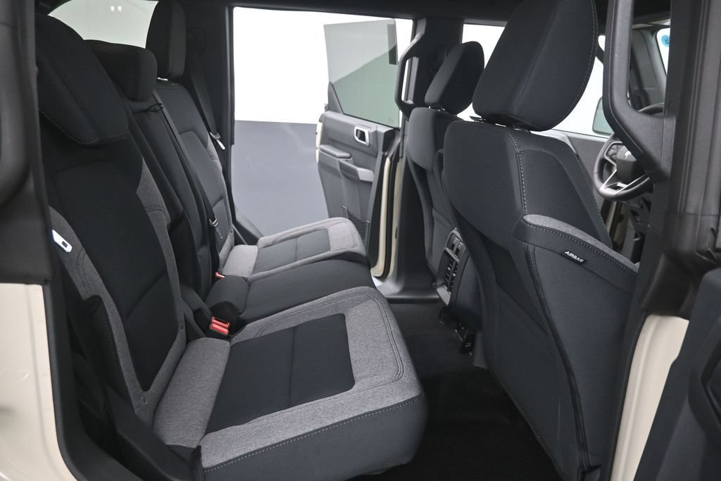 New 2026 Ford Bronco Big Bend AWD/4WD image 14