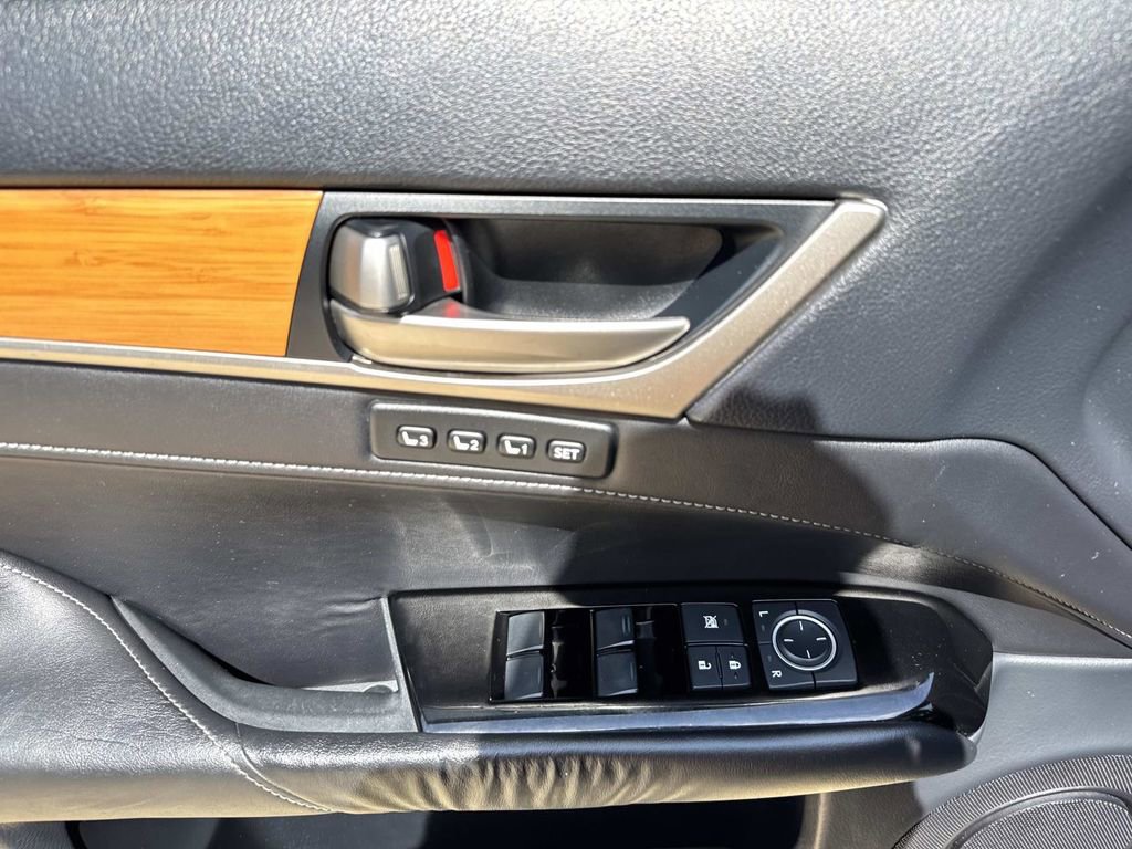 Used 2013 Lexus GS 450h image 22