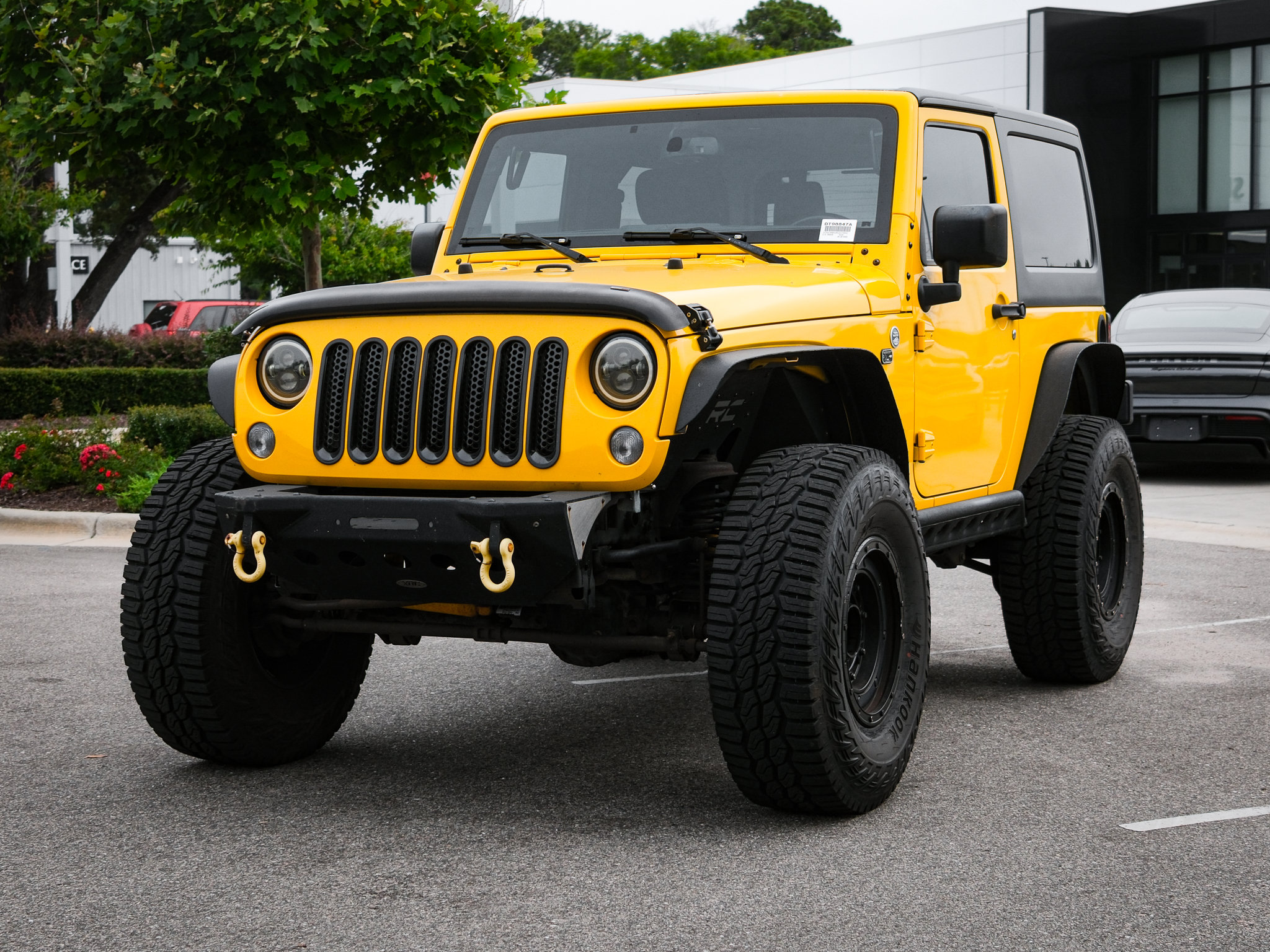 Used 2015 Jeep Wrangler Sahara AWD/4WD image 5