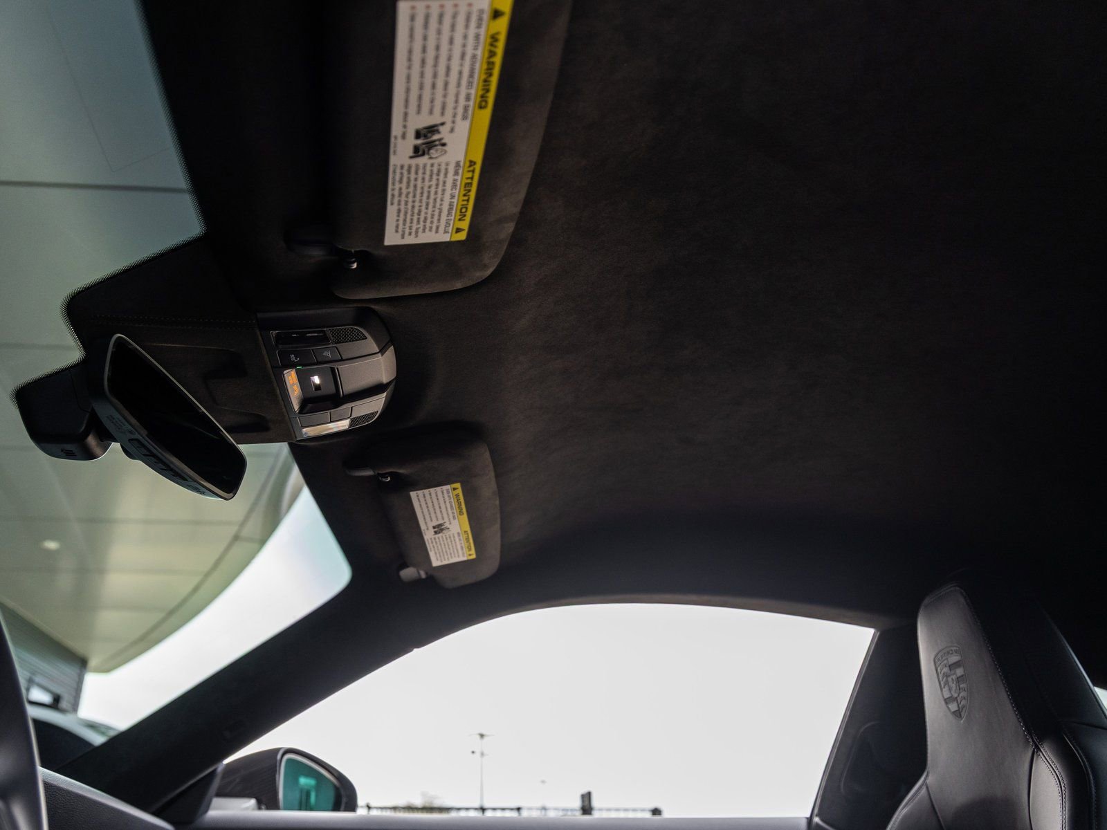 Certified 2025 Porsche 911 GT3 image 33