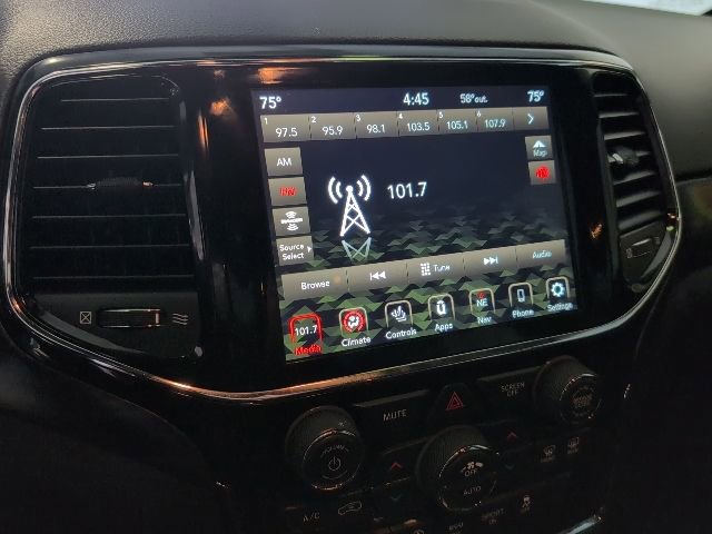 Used 2021 Jeep Grand Cherokee Altitude AWD/4WD image 21