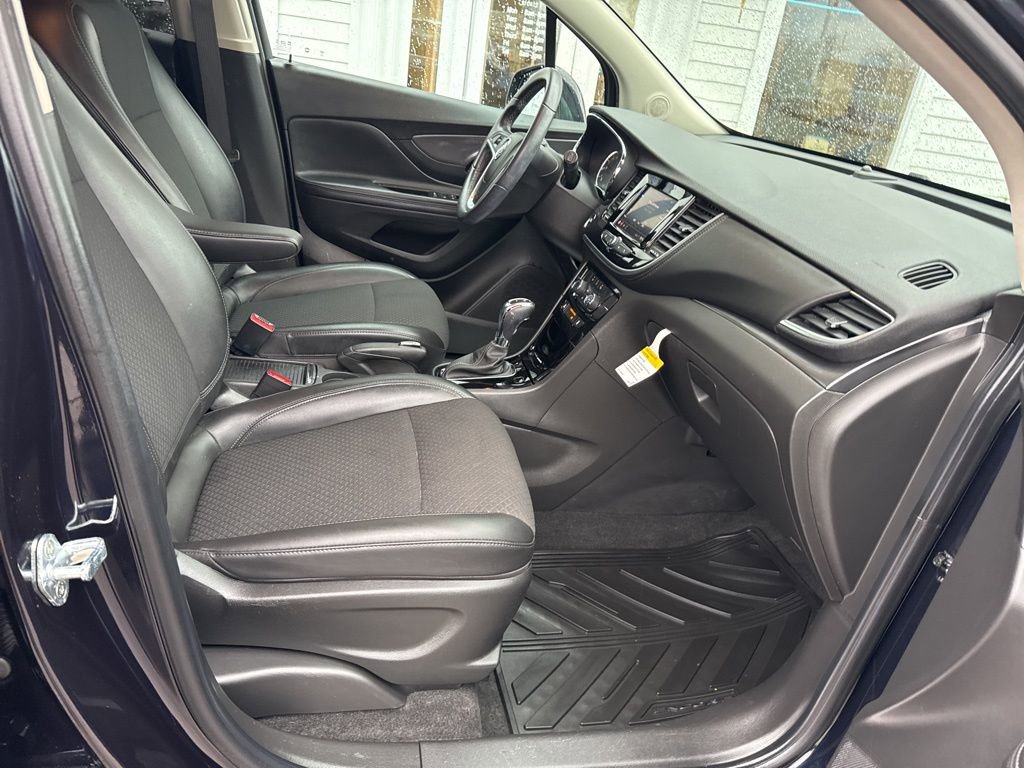 Certified 2022 Buick Encore Preferred w/ Safety Package image 41