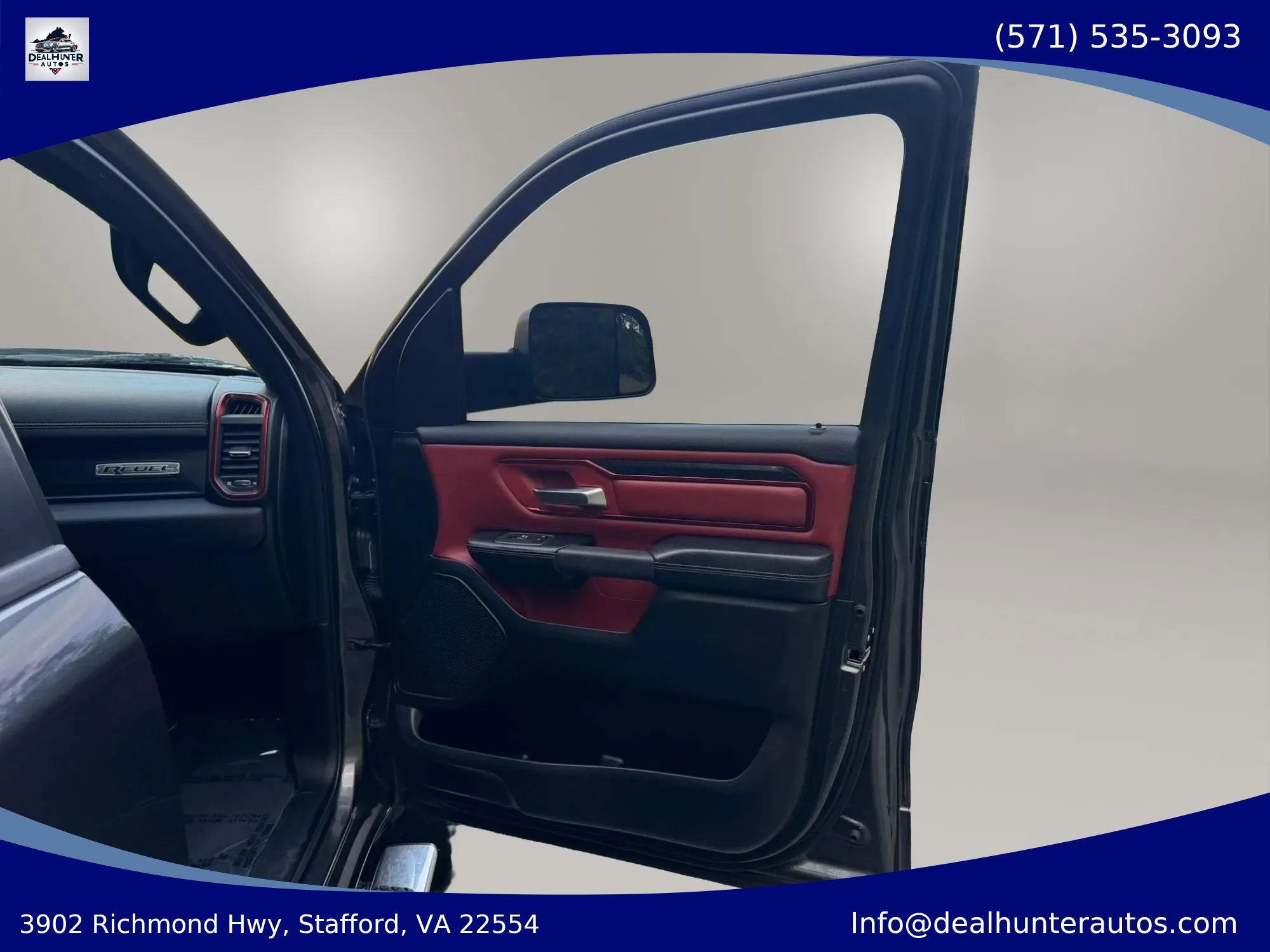 Used 2019 RAM 1500 Rebel w/ Rebel Level 1 Equipment Group AWD/4WD image 17