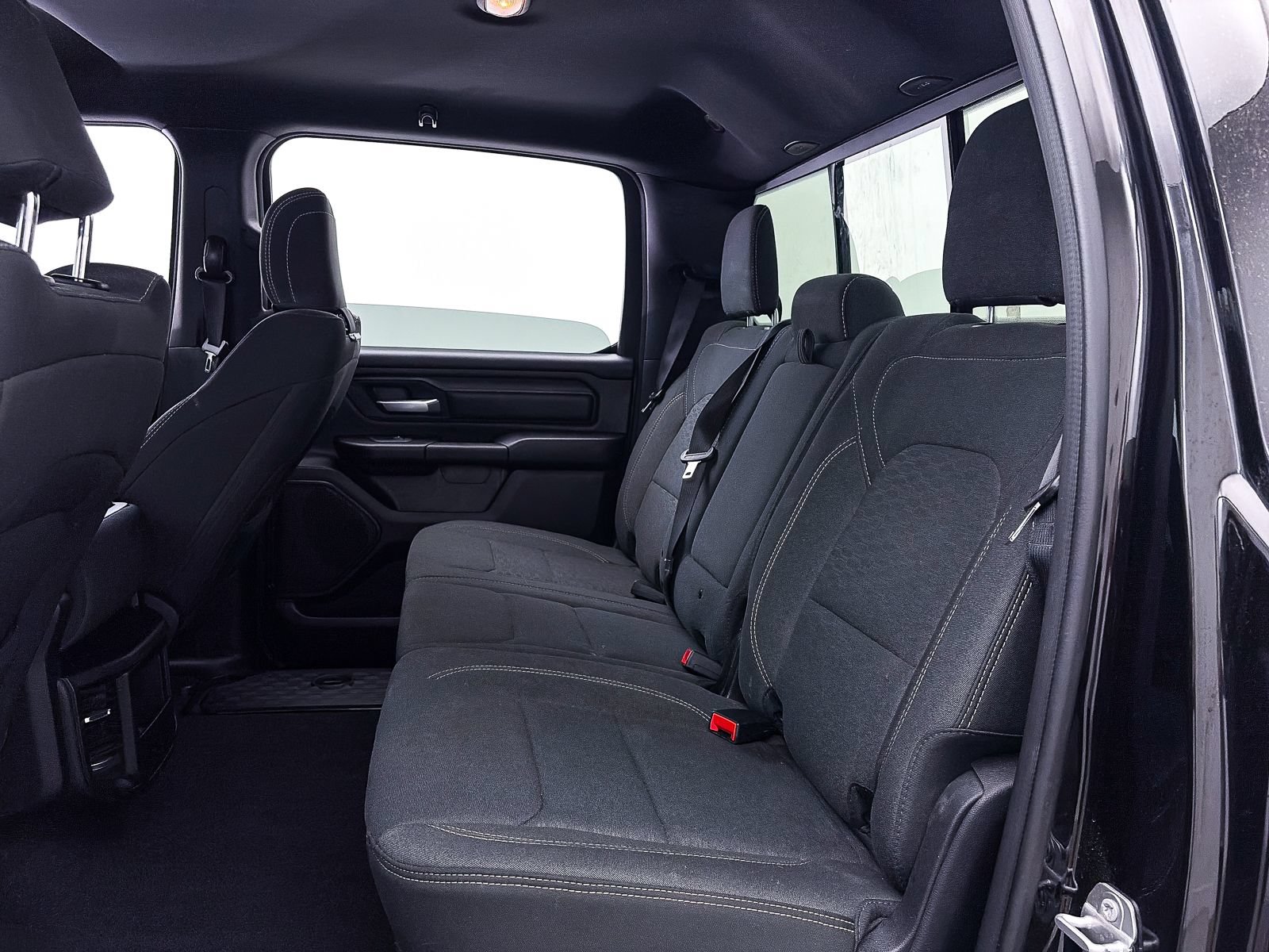 Used 2025 RAM 1500 Warlock AWD/4WD image 40