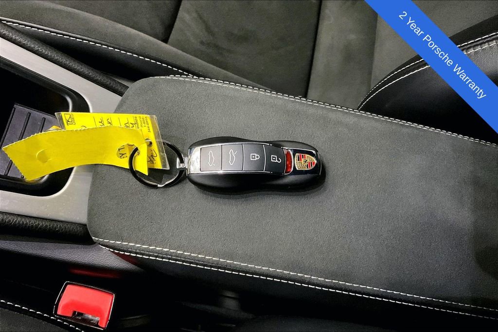 Used 2022 Porsche 718 Cayman GT4 image 21