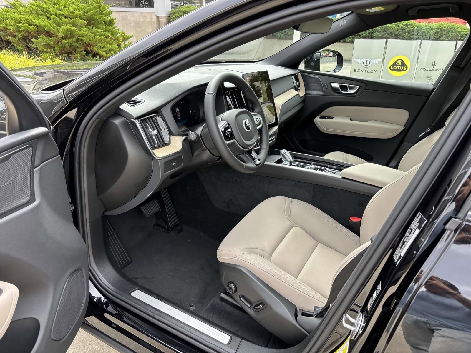 New 2026 Volvo XC60 B5 Plus w/ Protection Package Premier image 23