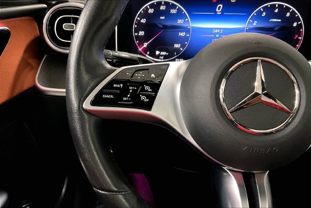 Used 2025 Mercedes-Benz C 300 4MATIC Sedan image 19