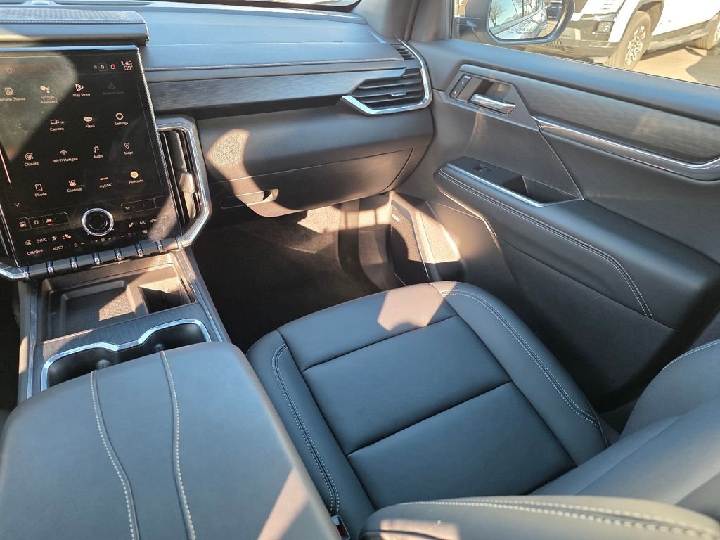 Certified 2024 GMC Acadia Elevation image 17