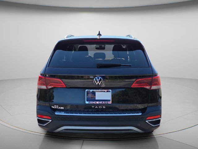 Used 2024 Volkswagen Taos SE FWD image 5