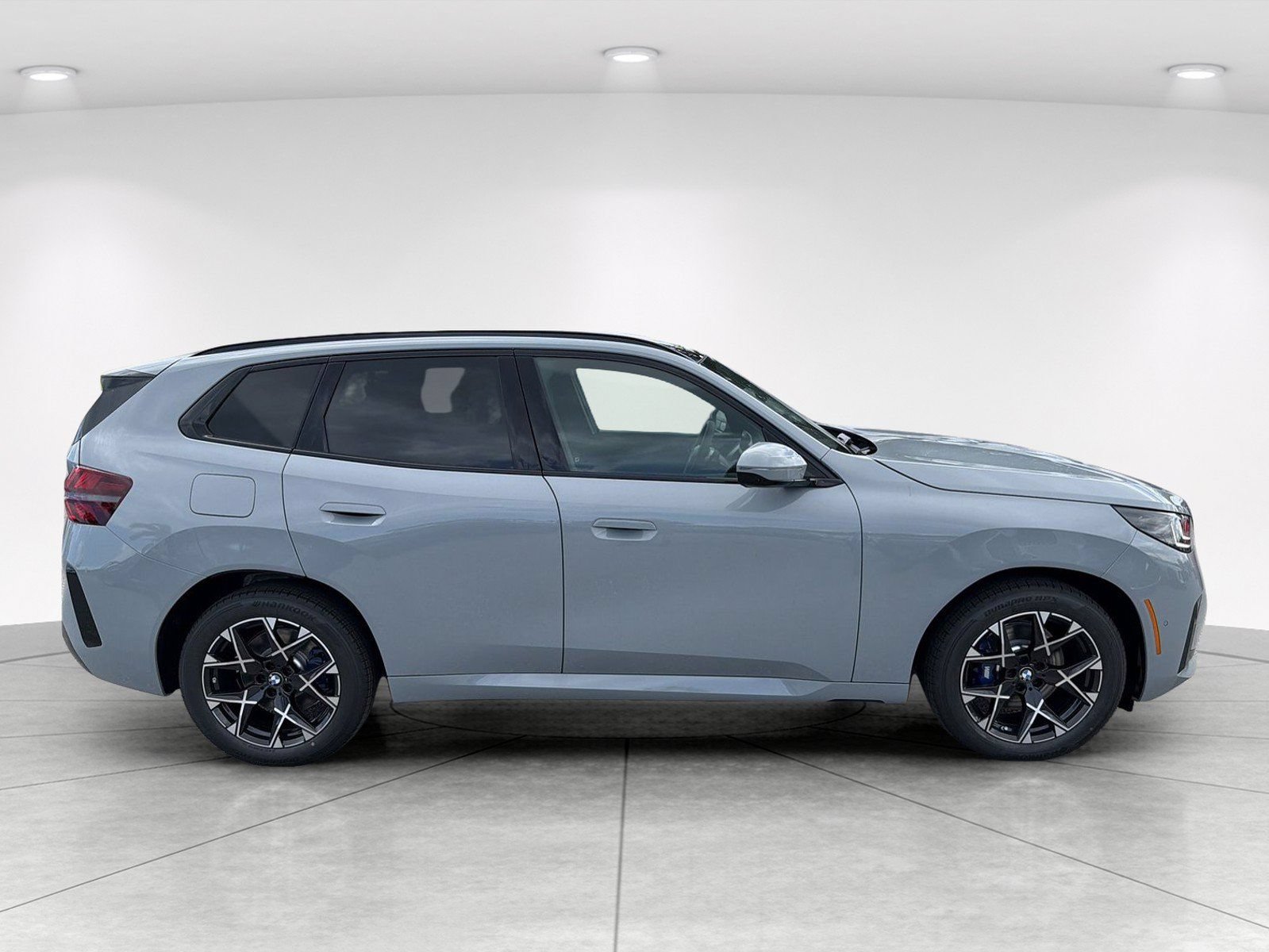New 2026 BMW X3 xDrive30i w/ Premium Package AWD/4WD image 3