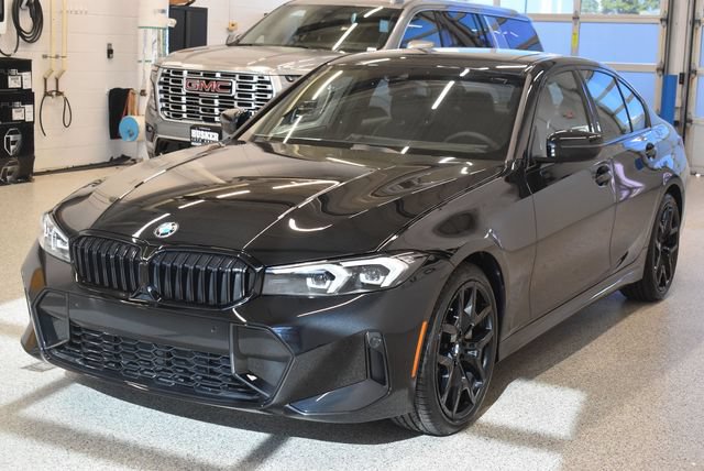 New 2026 BMW 330i xDrive Sedan w/ M Sport Package AWD/4WD image 9