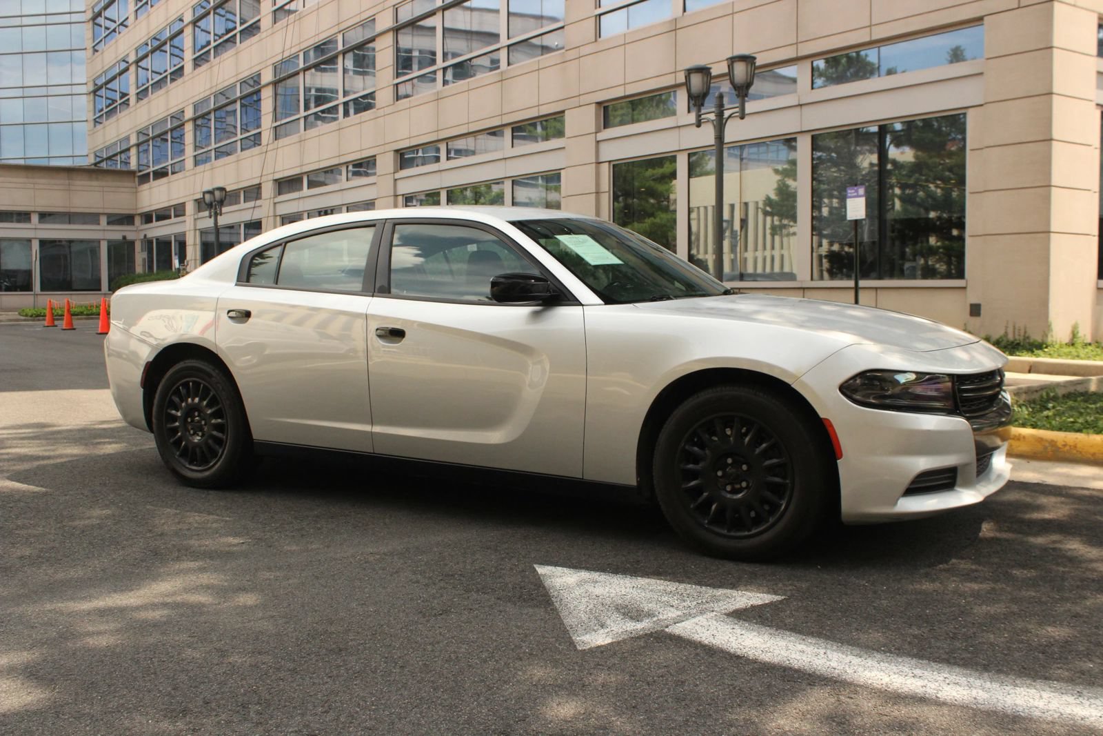 Used 2019 Dodge Charger Police AWD/4WD image 2