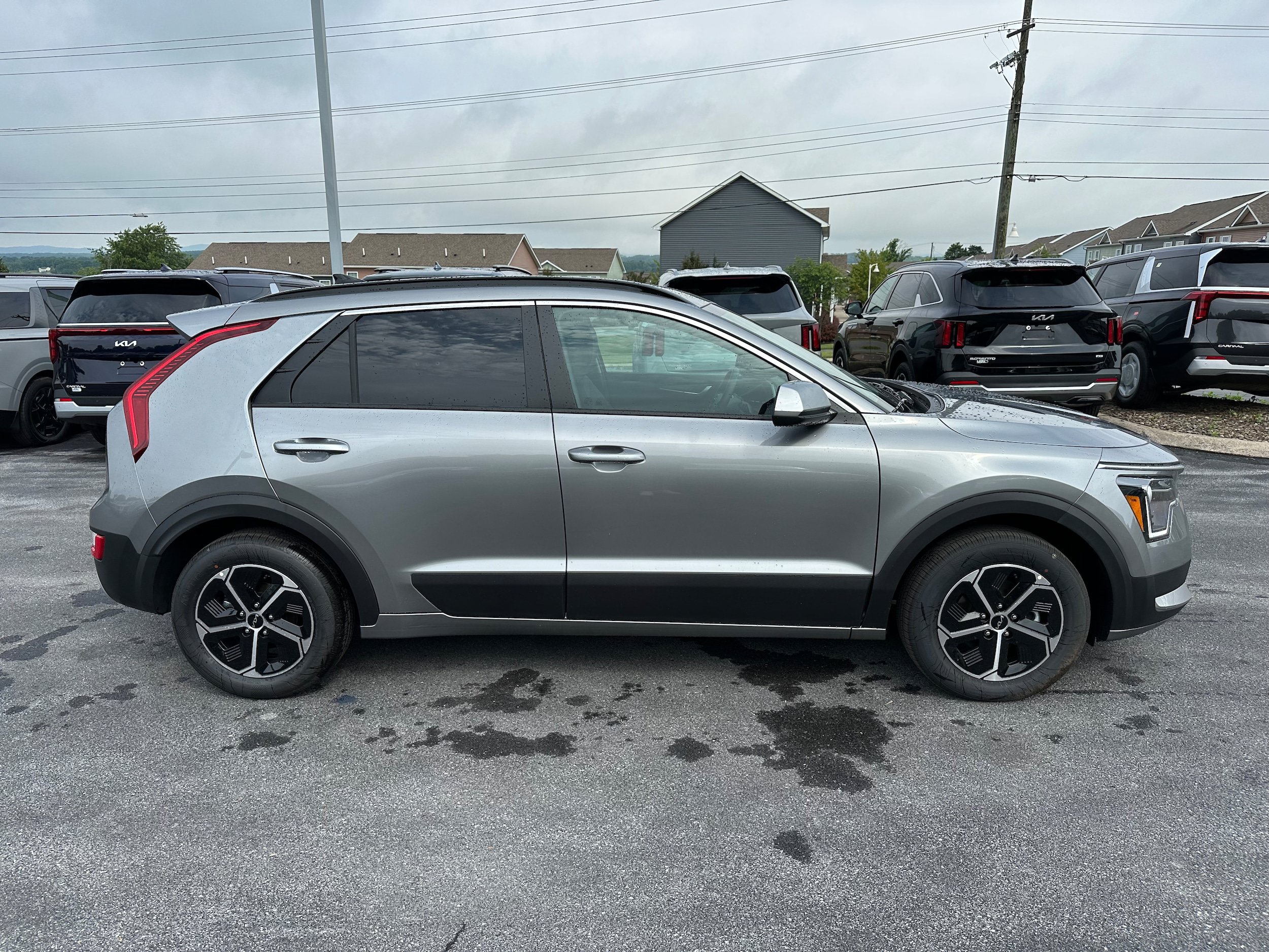 New 2026 Kia Niro LX FWD image 4