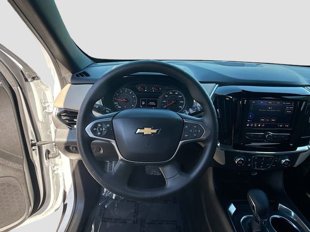 Used 2022 Chevrolet Traverse LS FWD image 11