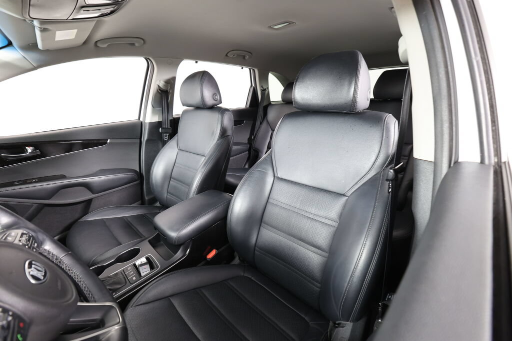 Used 2018 Kia Sorento EX AWD/4WD image 11