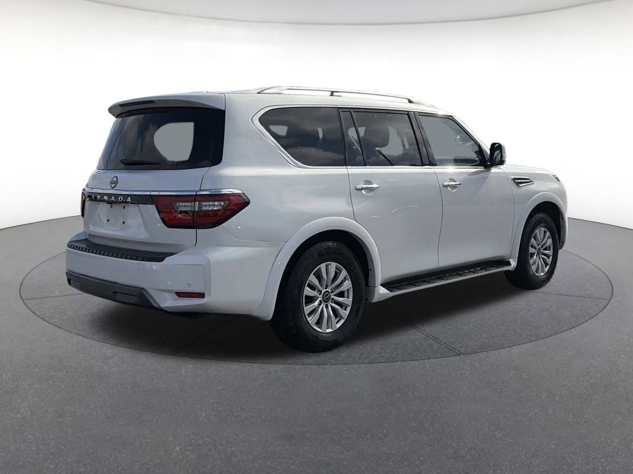 Used 2024 Nissan Armada SV image 5