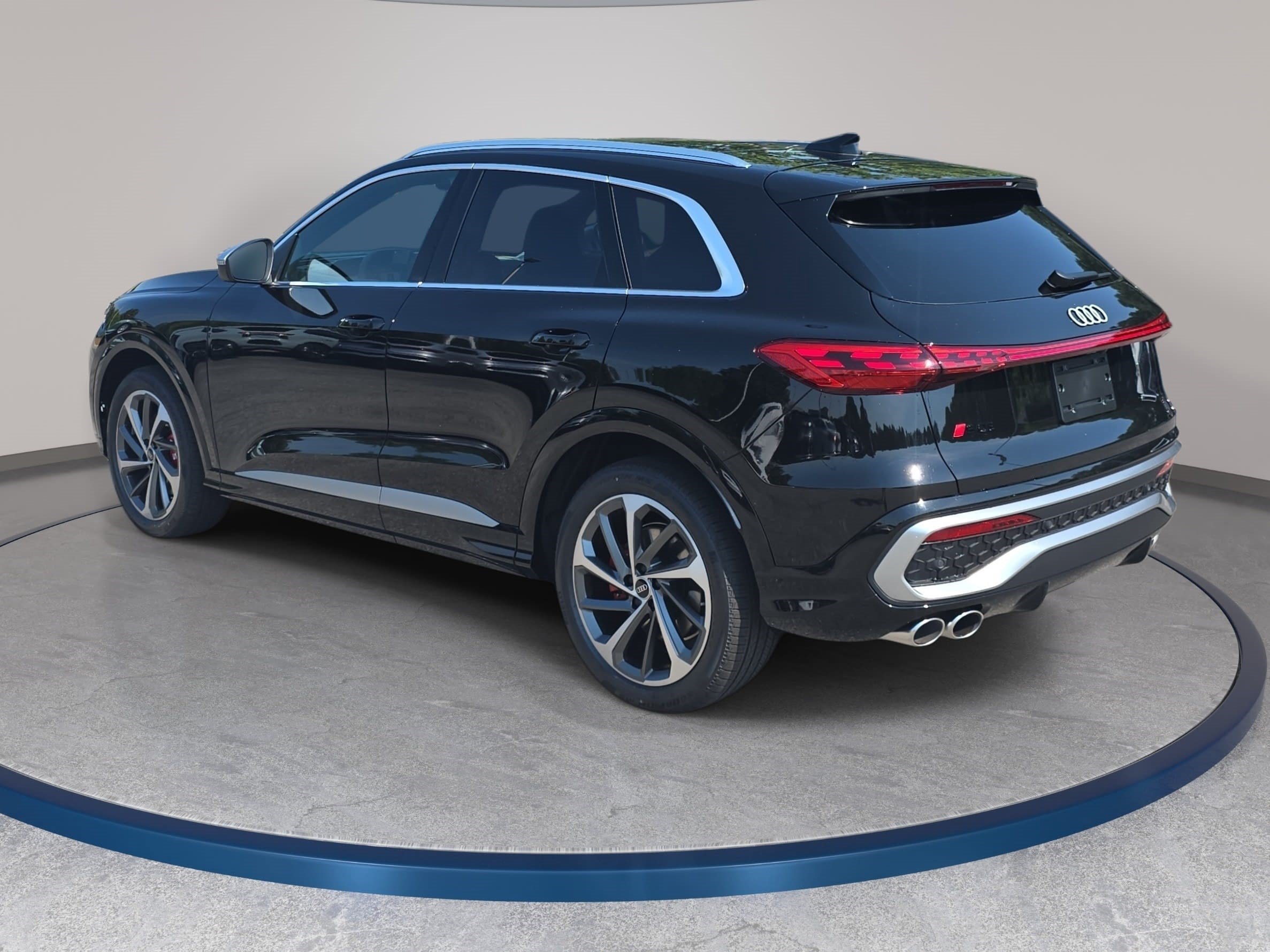 New 2026 Audi SQ5 Premium Plus AWD/4WD image 7