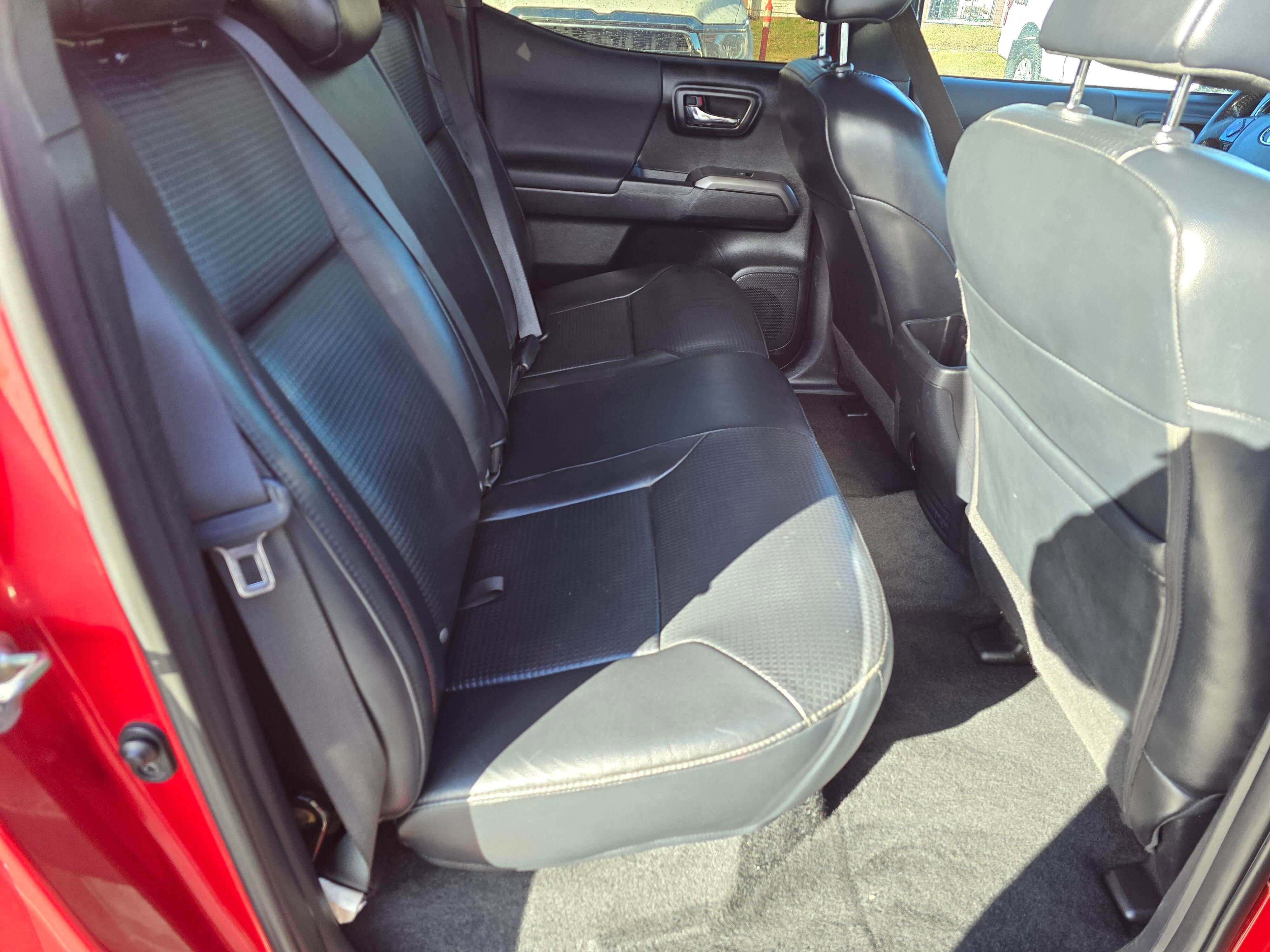 Used 2017 Toyota Tacoma TRD Pro image 31