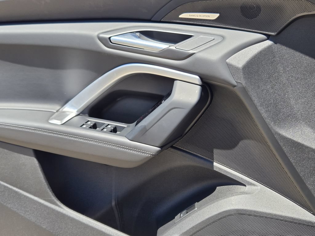 Certified 2026 Audi Q5 Premium Plus AWD/4WD image 28