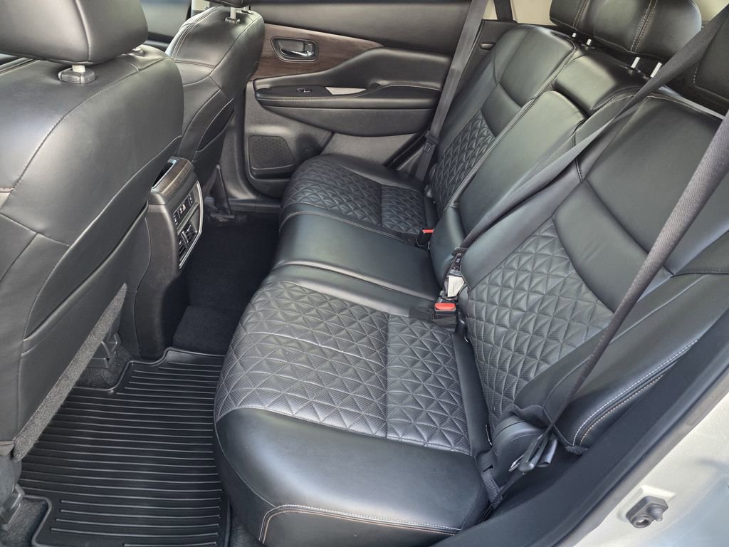 Used 2021 Nissan Murano Platinum w/ Cargo Package image 19