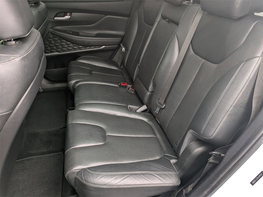 Used 2019 Hyundai Santa Fe Limited image 18