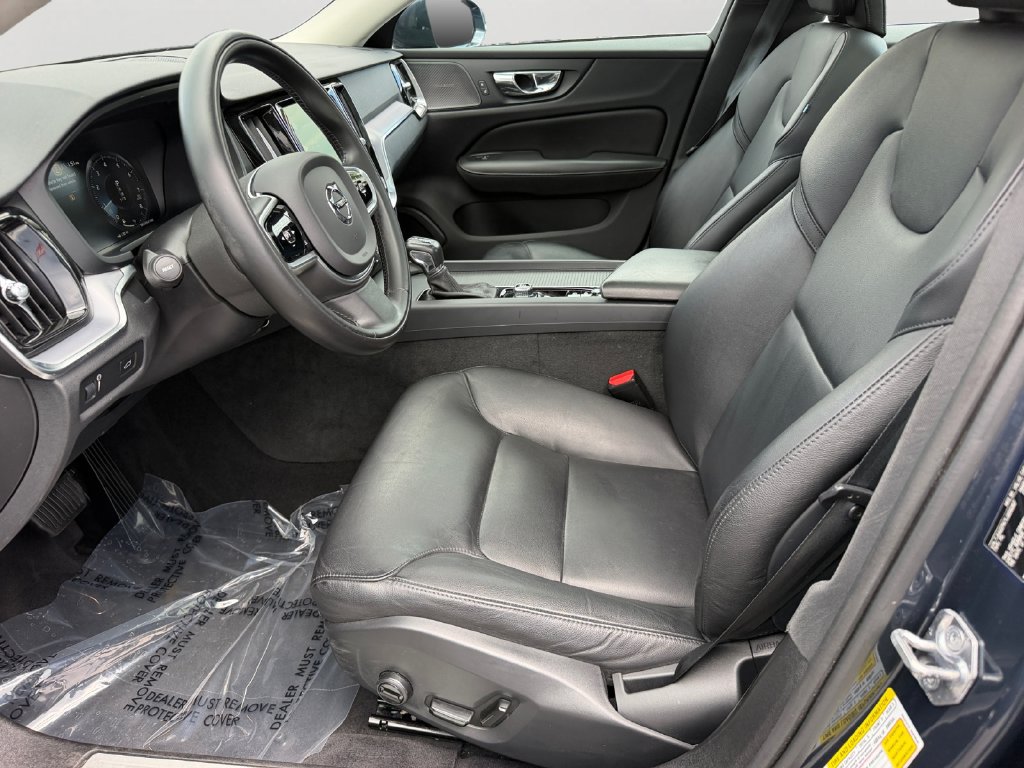 Used 2020 Volvo S60 T6 Momentum AWD/4WD image 16