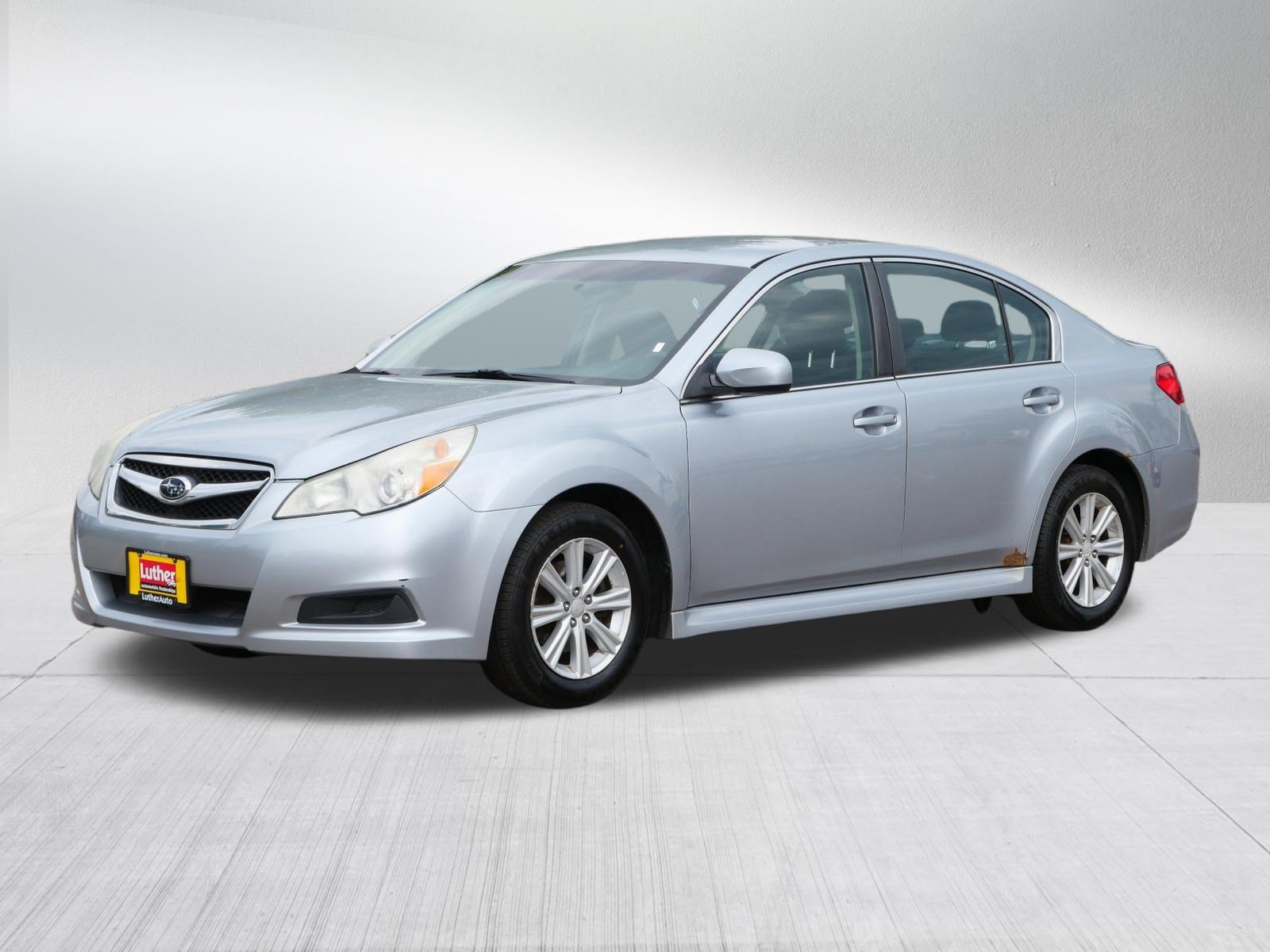 Used 2012 Subaru Legacy 2.5i Premium AWD/4WD image 3