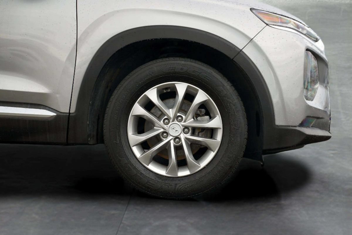 Used 2020 Hyundai Santa Fe SEL AWD/4WD image 9