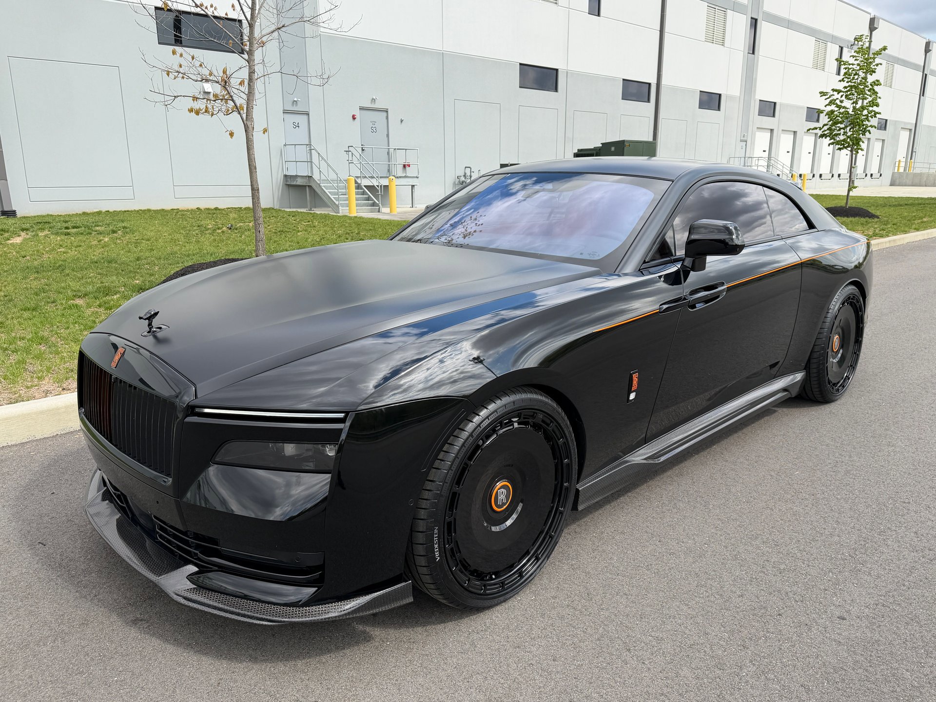Used 2024 Rolls-Royce Spectre w/ Spectre Launch Package AWD/4WD image 25