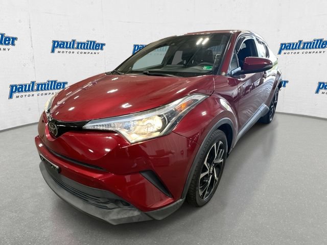 Used 2018 Toyota C-HR XLE FWD image 1