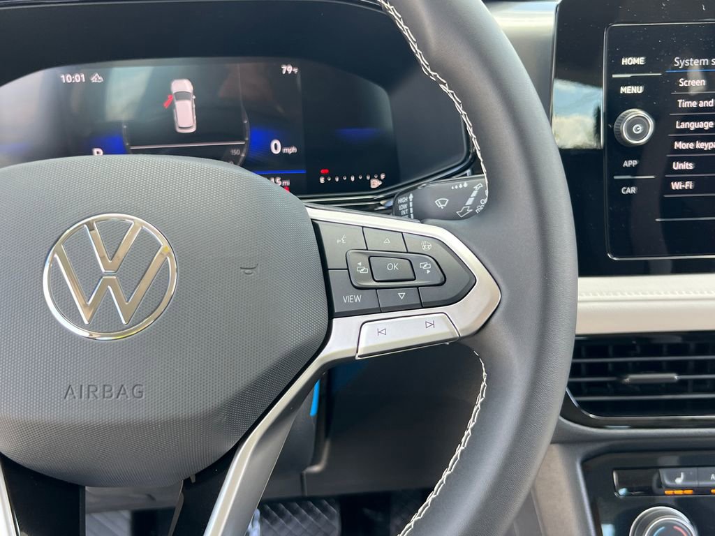 New 2025 Volkswagen Taos S image 28
