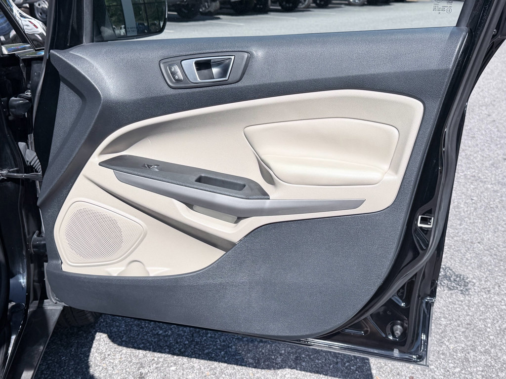 Used 2019 Ford EcoSport Titanium FWD image 30