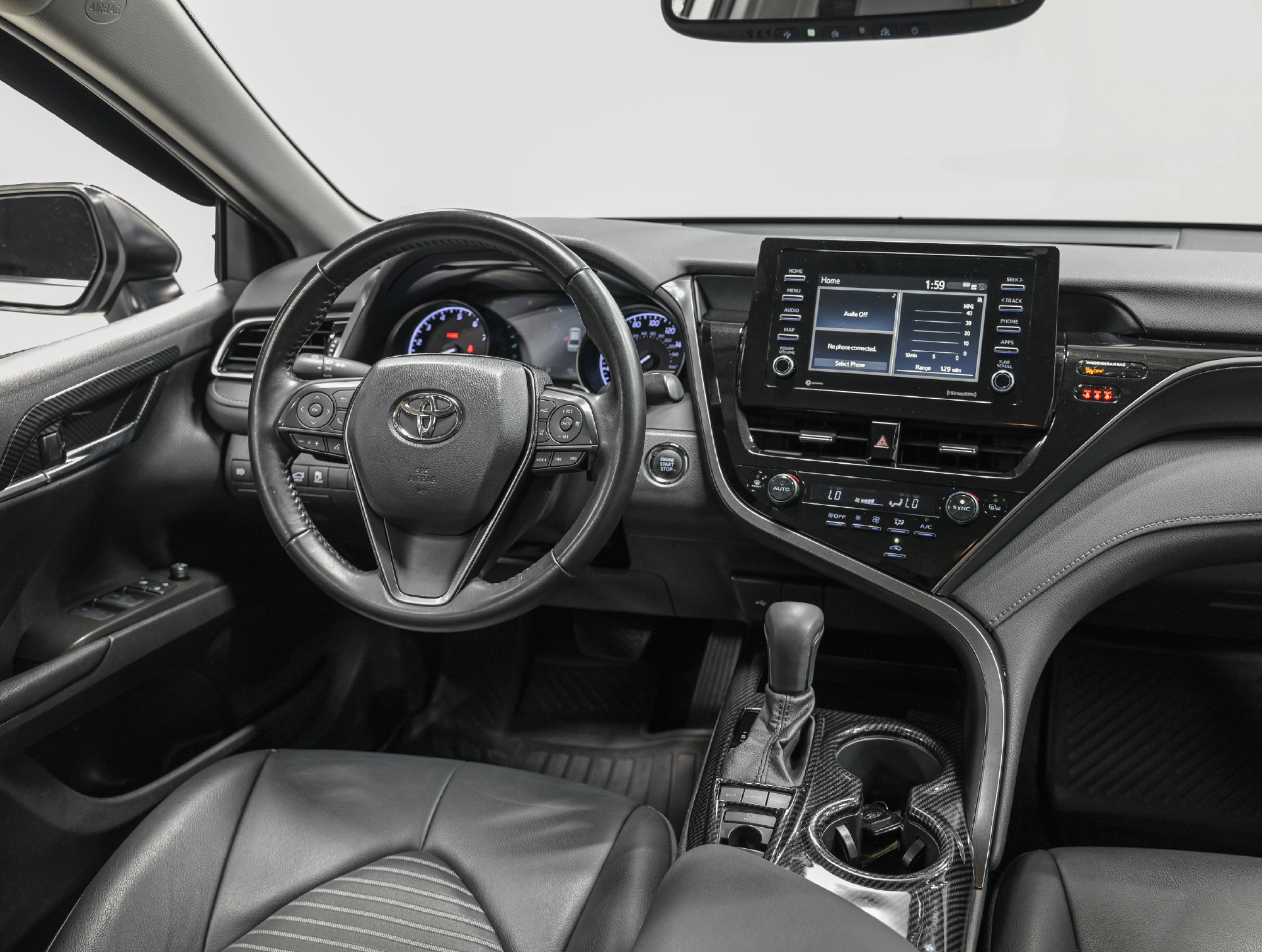Used 2023 Toyota Camry SE w/ Convenience Package AWD/4WD image 28