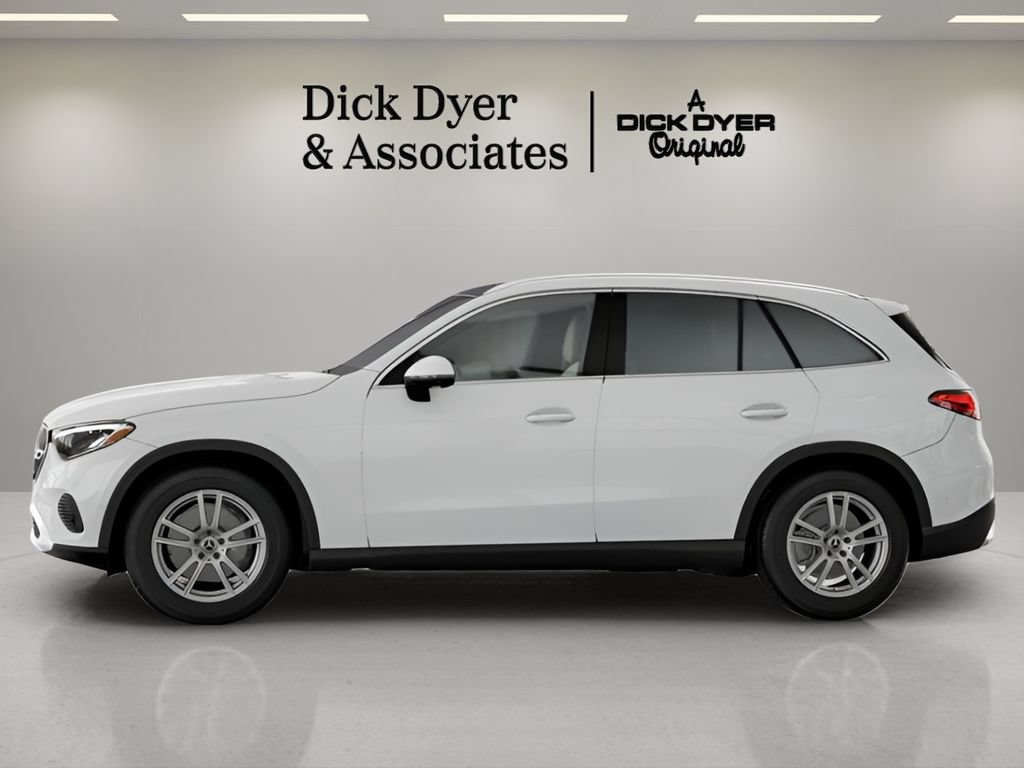 Used 2026 Mercedes-Benz GLC 300 image 25