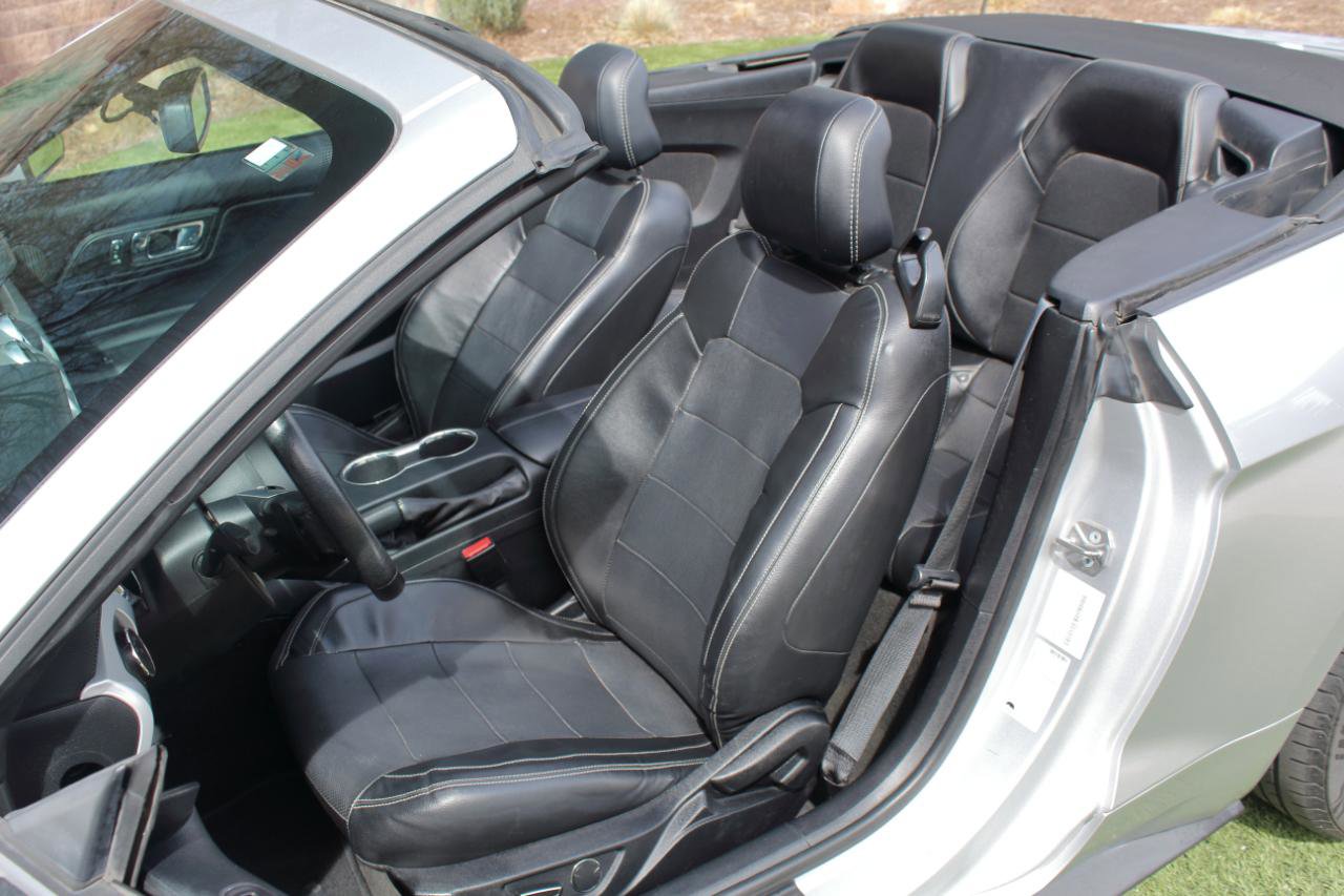 Used 2017 Ford Mustang Premium image 42