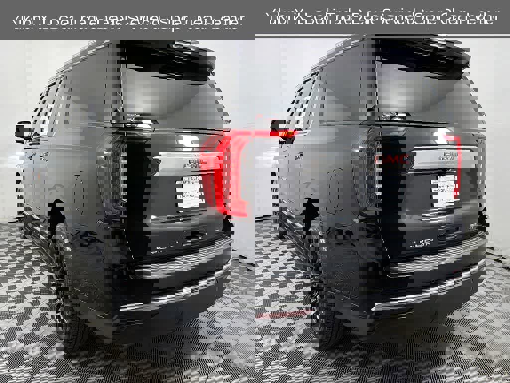 Used 2022 GMC Yukon XL SLT w/ SLT Luxury Package image 7