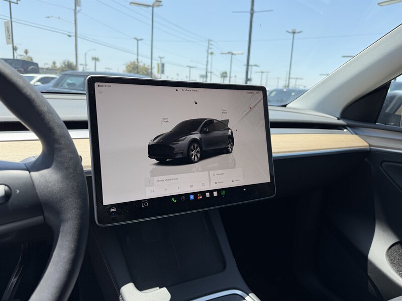 Used 2022 Tesla Model Y Long Range AWD/4WD image 14