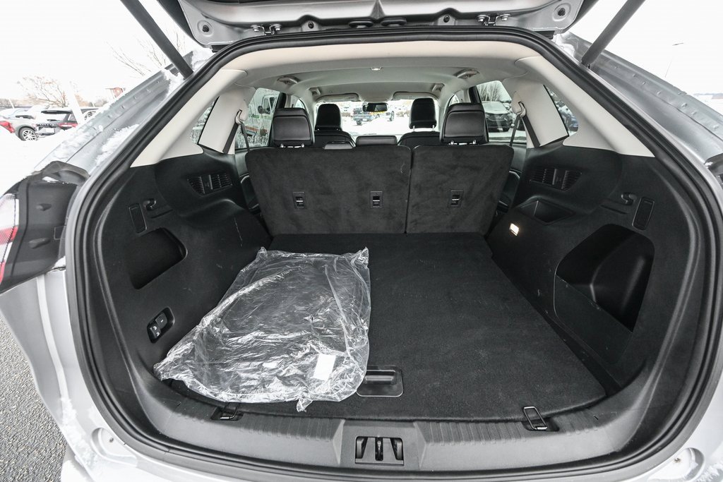 Certified 2024 Ford Edge SEL w/ Convenience Package image 16