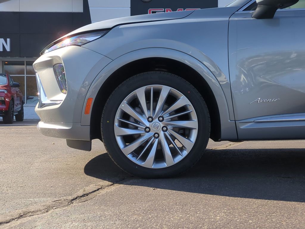 New 2026 Buick Envision Avenir image 16