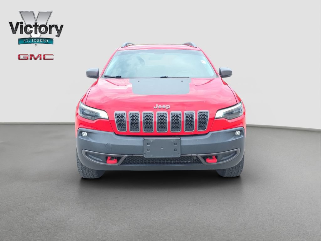 Used 2019 Jeep Cherokee Trailhawk AWD/4WD image 2