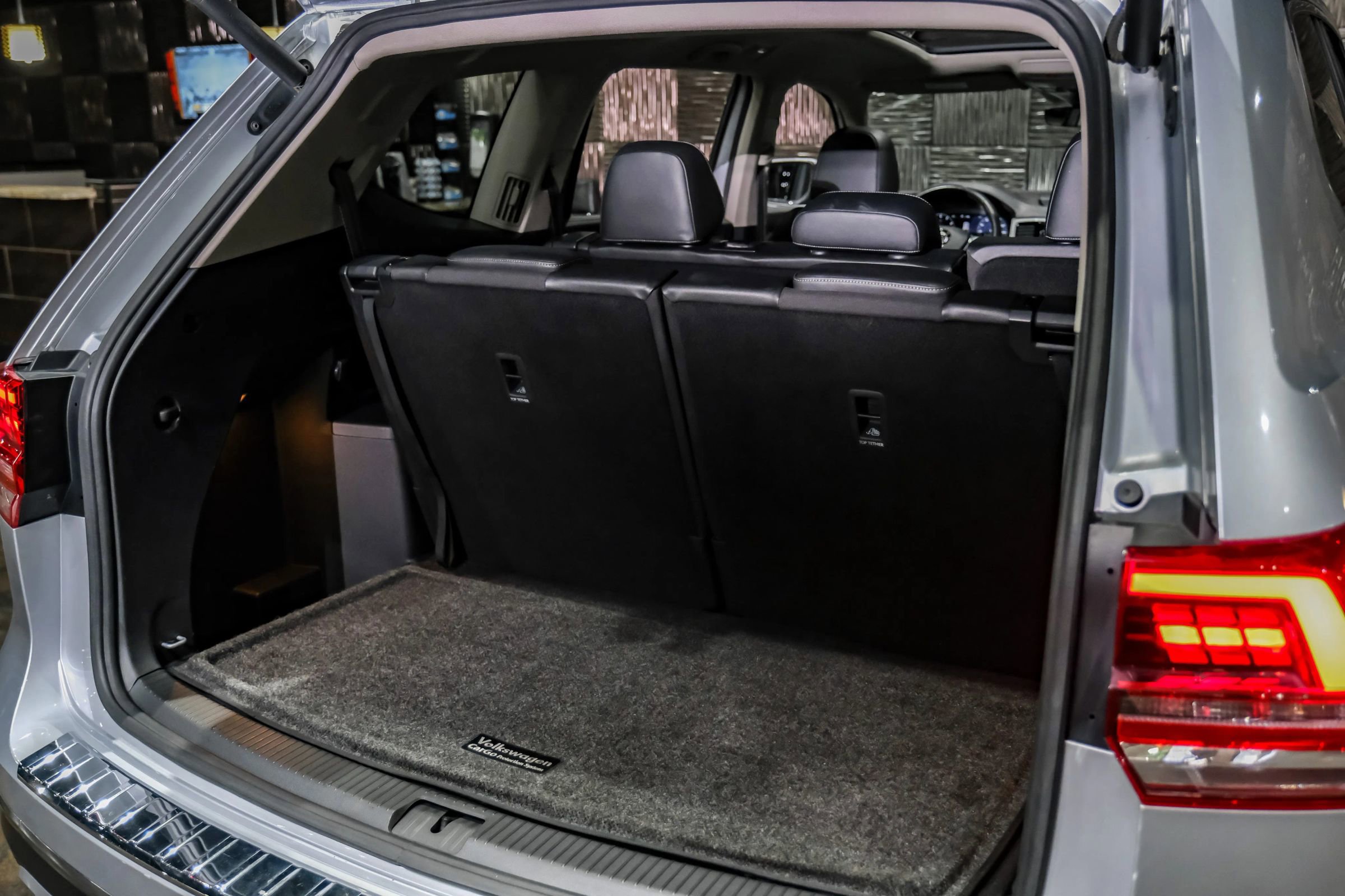 Used 2018 Volkswagen Atlas SEL Premium image 52