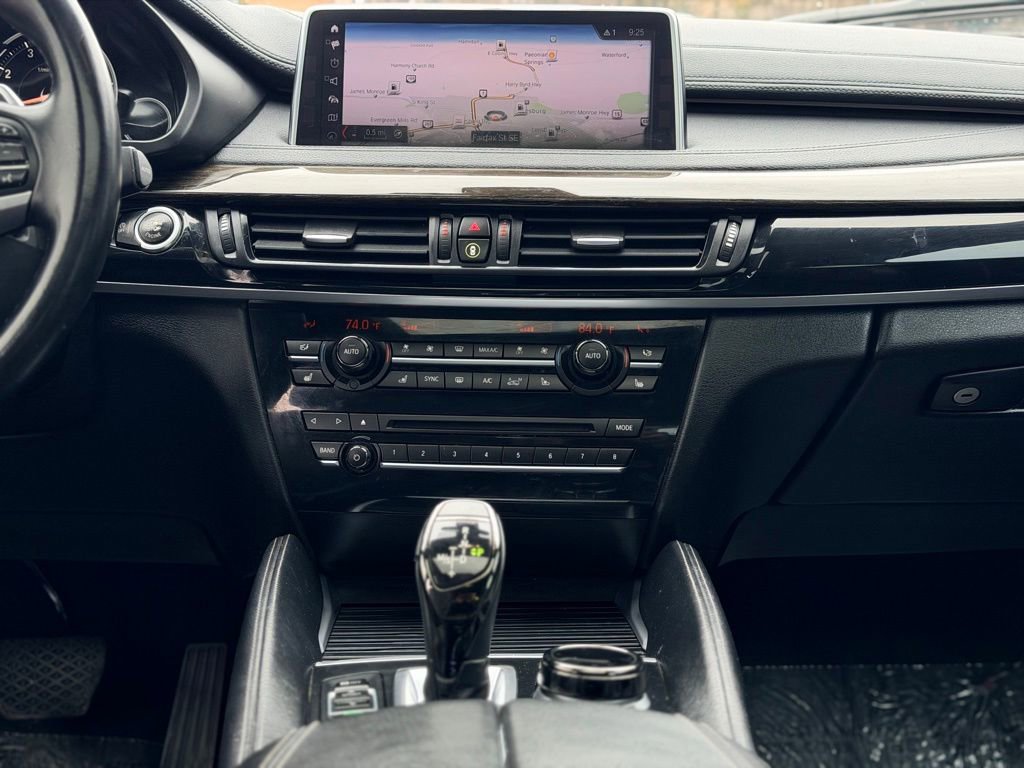 Used 2018 BMW X6 sDrive35i RWD image 25
