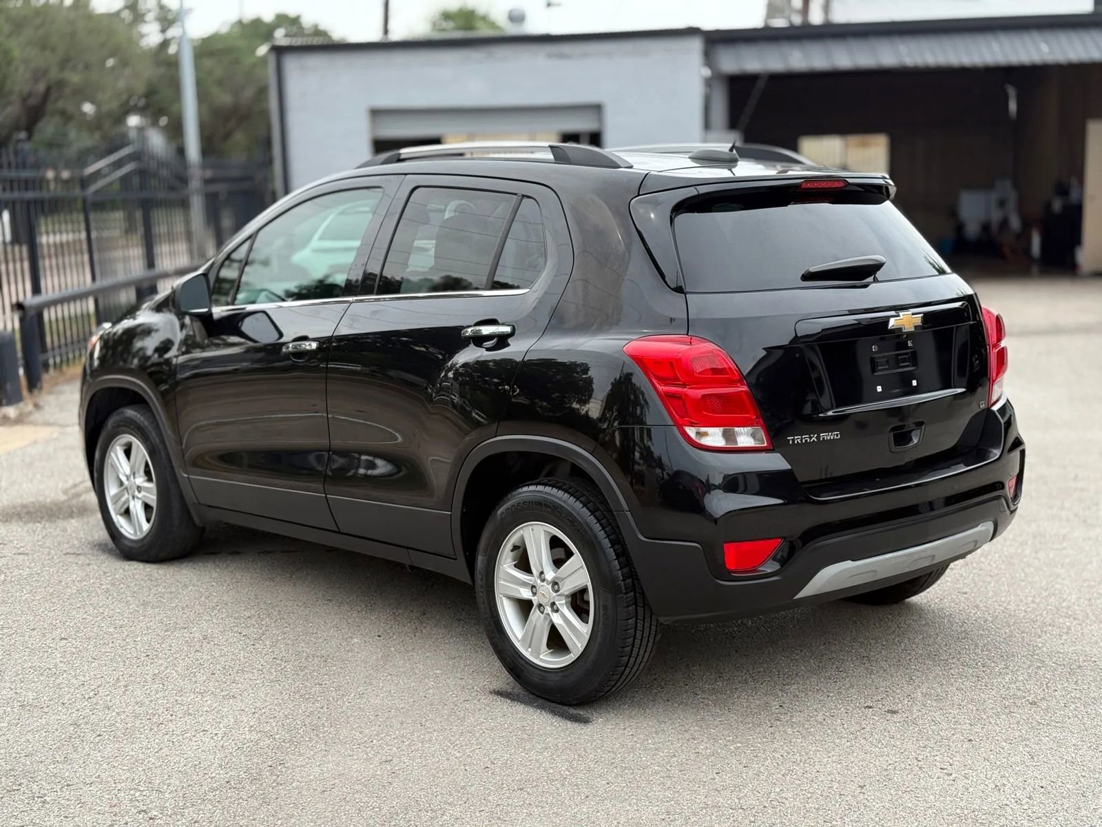 Used 2019 Chevrolet Trax LT w/ LT Convenience Package image 6