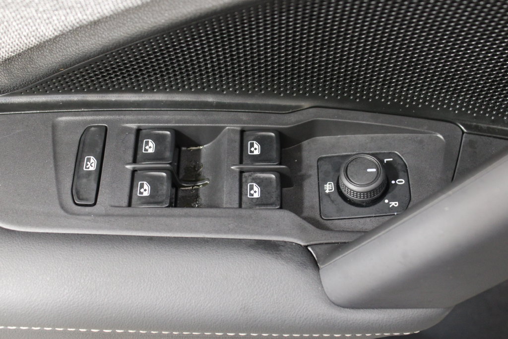 Used 2026 Volkswagen Tiguan S FWD image 16