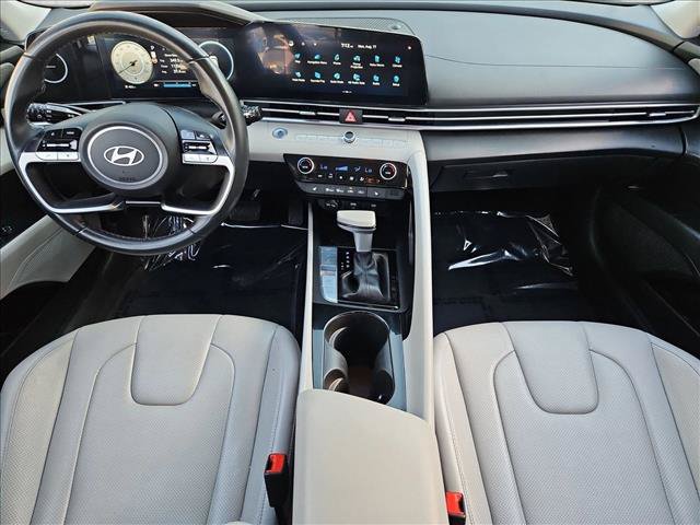 Used 2024 Hyundai Elantra Limited FWD image 19