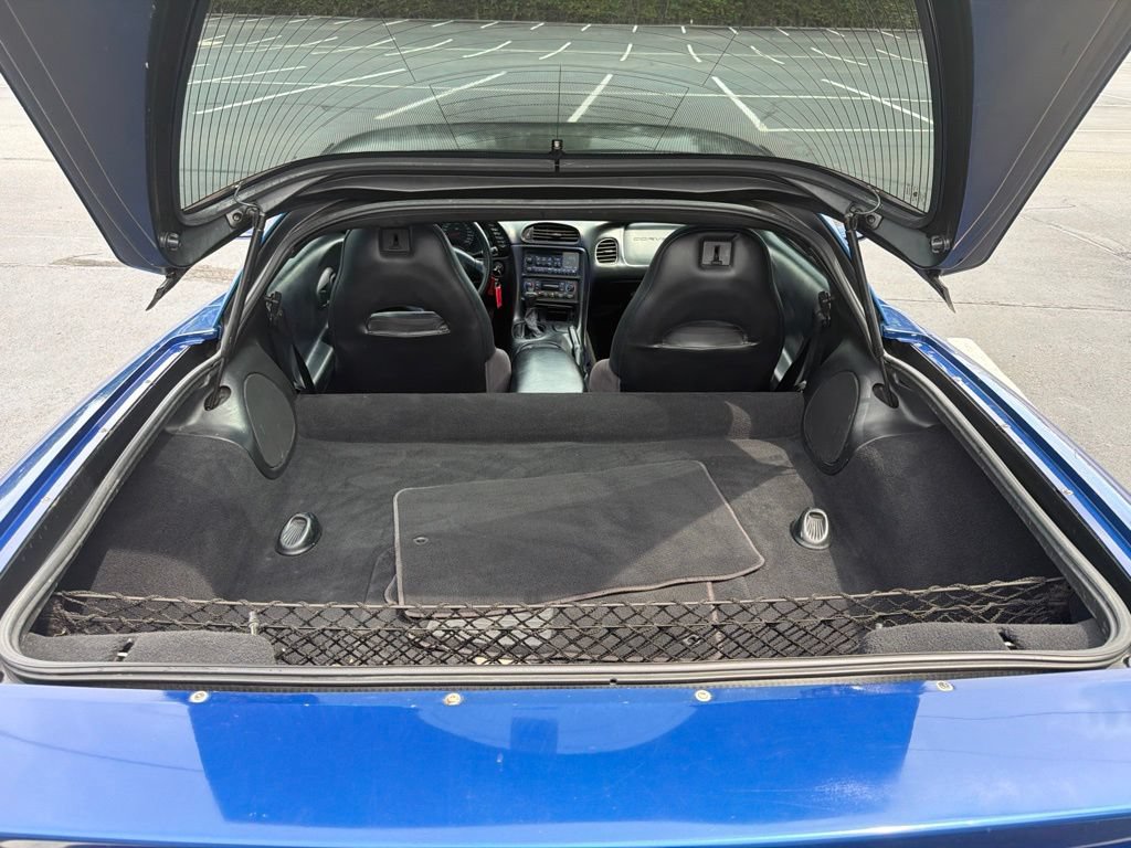 Used 2002 Chevrolet Corvette Coupe w/ Preferred Equipment Group2 RWD image 13