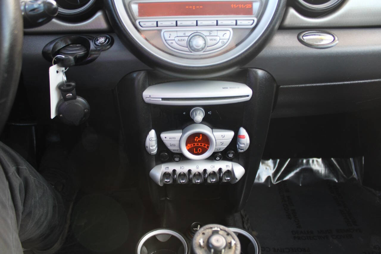 Used 2008 MINI Cooper Hardtop image 9
