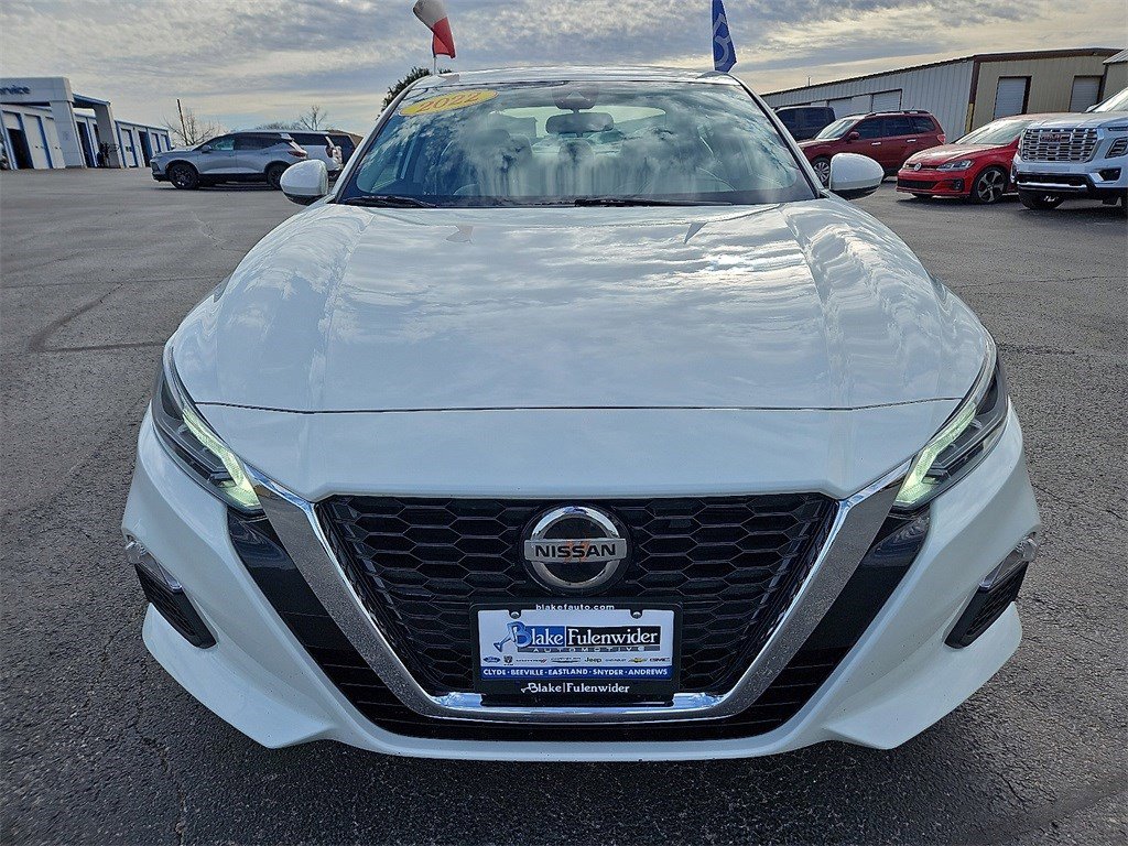 Used 2022 Nissan Altima 2.5 SV w/ SV Premium Package image 11