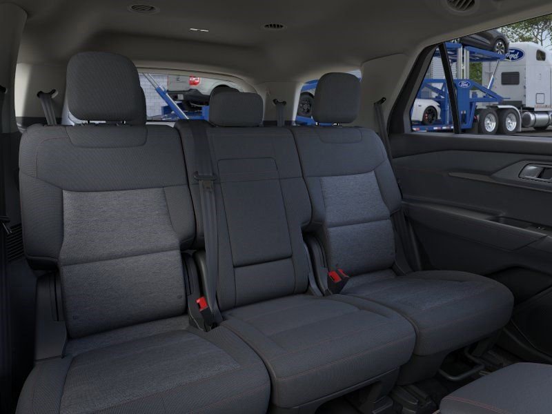 New 2026 Ford Explorer Active RWD image 11